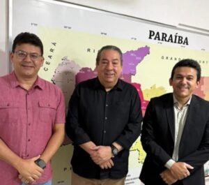 Prefeito de Santa Rita se reúne com chefe de gabinete de João Azevêdo e reforça parceria com o Estado