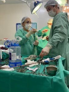 Hospital de Patos realiza com sucesso cirurgia inédita na unidade em paciente oncológico. 1 hospital de patos realiza com sucesso cirurgia inedita na unidade em paciente oncologico