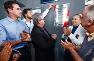 joao azevedo entrega residencial com 224 apartamentos e reforma da ciretran em campina grande 11