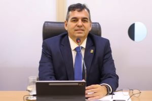 aprovado projeto de fabio carneiro que cria semana municipal de incentivo as feiras moveis e itinerantes em joao pessoa