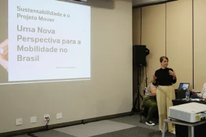 diretora do detran pb roberta neiva e destaque em forum nacional de lei
