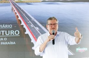 joao azevedo inspeciona ponte do futuro ao lado de integrantes da apenge e destaca importancia da obra para o desenvolvimento economico da regiao 1
