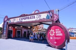 lucas ribeiro entrega polo de racao subsidiada em monteiro e participa da expo prata no cariri paraibano 1