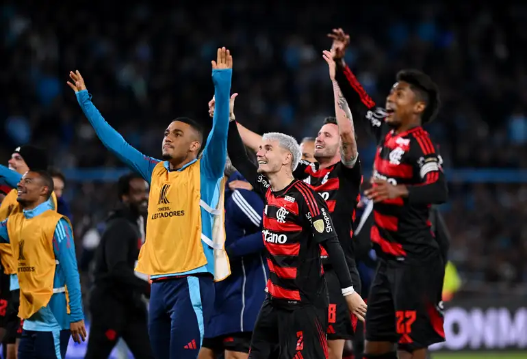 Flamengo mostra raça e garante presença na final da Libertadores