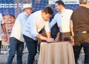 joao azevedo entrega 96 unidades habitacionais em patos alem do centro de iniciacao ao esporte do municipio 1