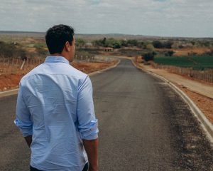 lucas ribeiro inspeciona obras de mobilidade urbana em boqueirao e reforca desenvolvimento da regiao