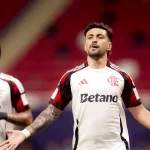 Home 40 Arrascaeta brilha e Flamengo avança à semi da Copa Intercontinental