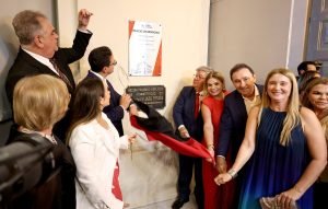 joao azevedo entrega palacio dos despachos e diz que obra traz o governo para o coracao do nosso centro historico