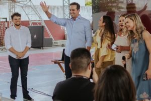 Principal 10 Lucas Ribeiro visita artesãos alojados na capital pelo Governo da Paraíba durante o Salão do Artesanato