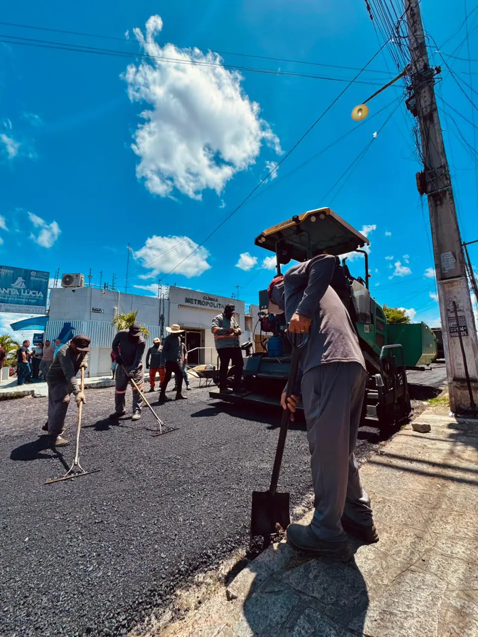 Principal 37 Prefeitura de Santa Rita inicia pavimentação asfáltica no Centro com recursos próprios