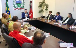 Principal 8 Governador Lucas Ribeiro reúne forças de segurança, reforça integração e projeta novas ações de combate à criminalidade na Paraíba